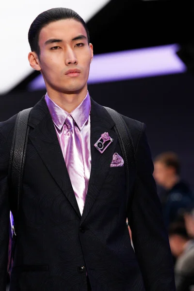 Look 72